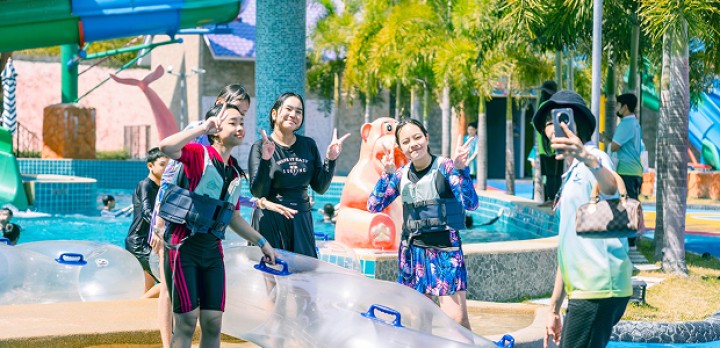 สวนน้ำที่ Together Resort สถานที่ที่ความสนุกไม่มีวันสิ้นสุด